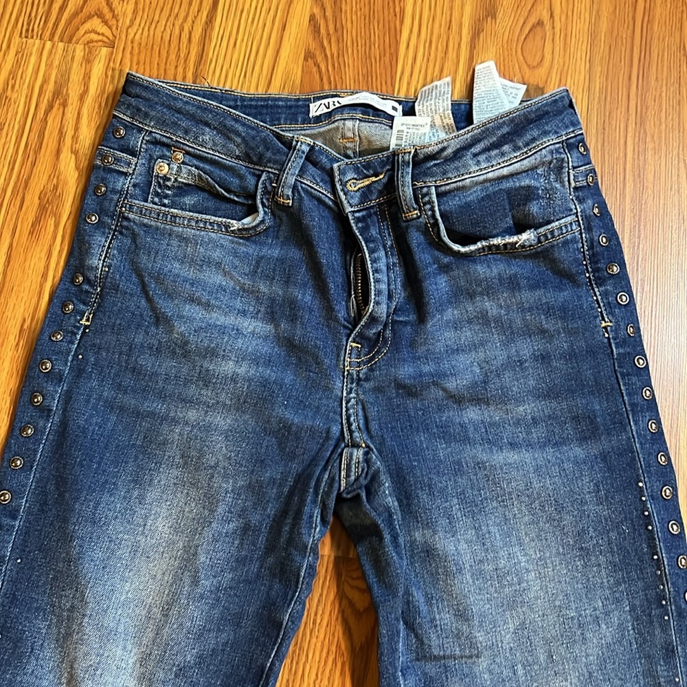Zara Blue Jeans,high Rise - Picture 2 of 5